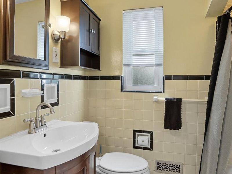 3795 Meadowlark Lane, Fairfax, OH 45227 Photo 32