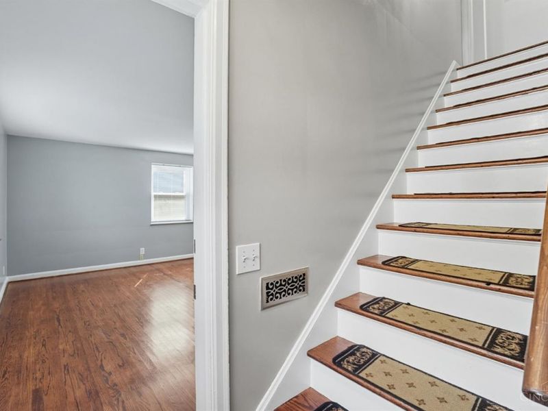 3795 Meadowlark Lane, Fairfax, OH 45227 Photo 5