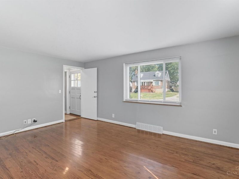 3795 Meadowlark Lane, Fairfax, OH 45227 Photo 8