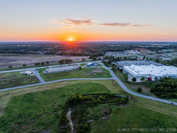 01 S 271st East Avenue , Coweta, OK 74429