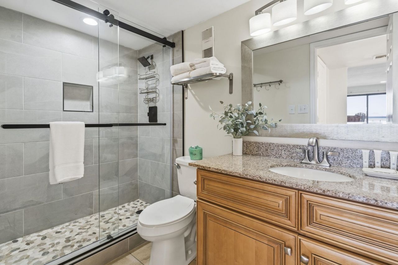 5511 N Ocean Blvd.  Photo 19