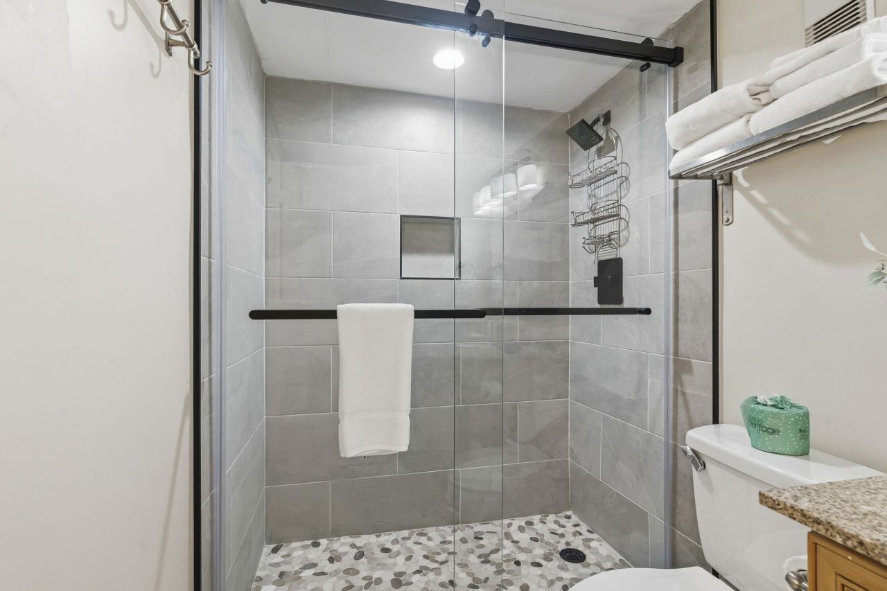 5511 N Ocean Blvd.  Photo 20