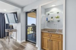 5511 N Ocean Blvd.  photo 4