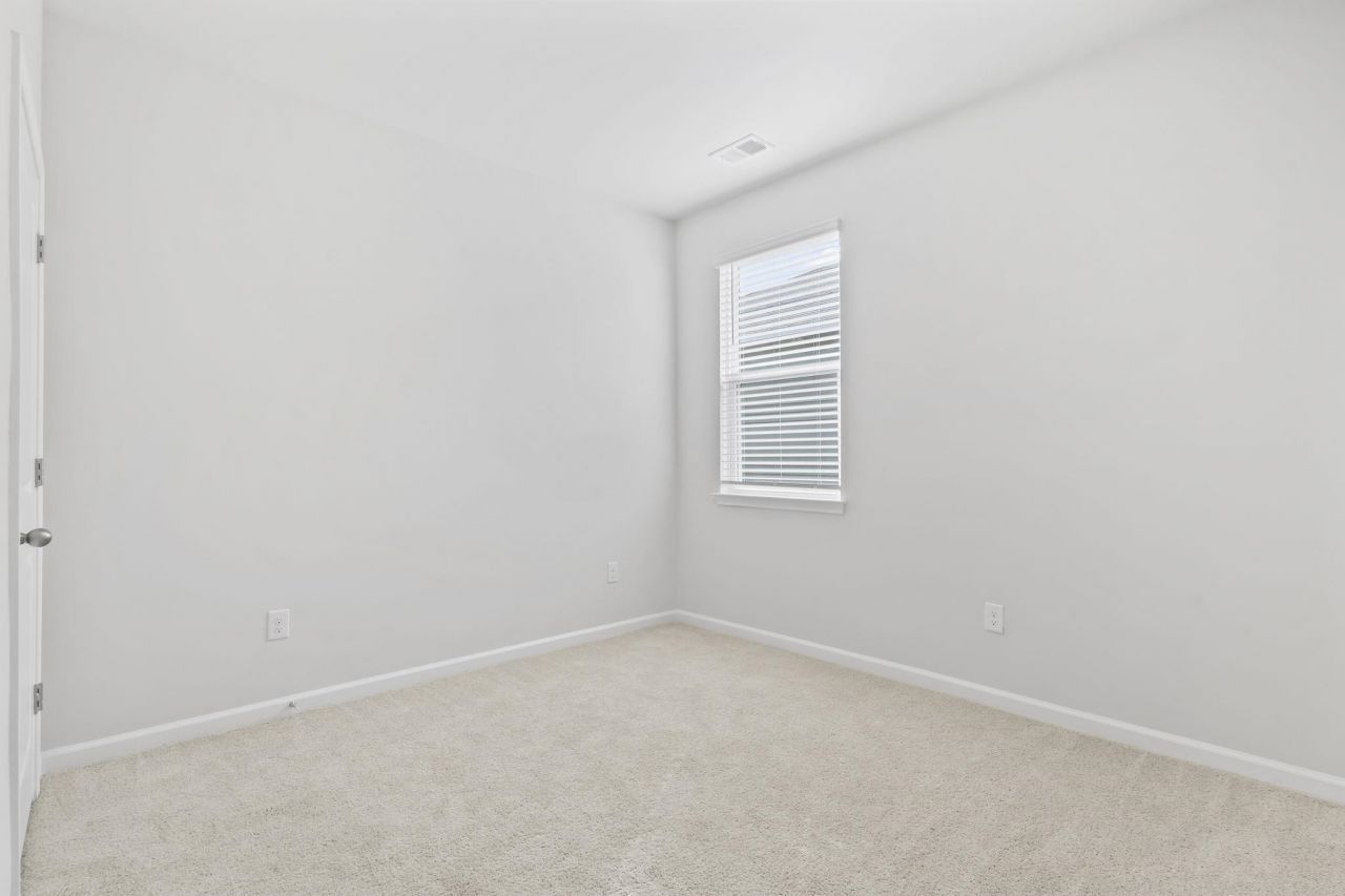 331 Gringott Ln. Photo 24