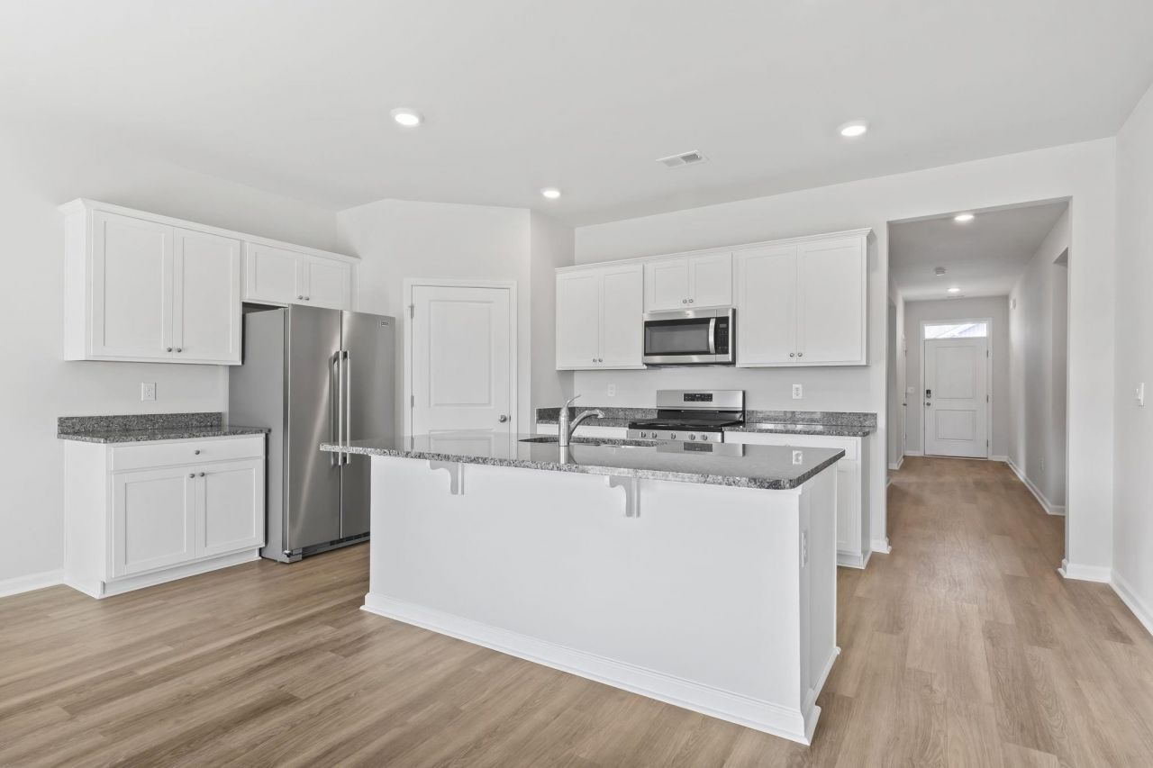 331 Gringott Ln. Photo 5