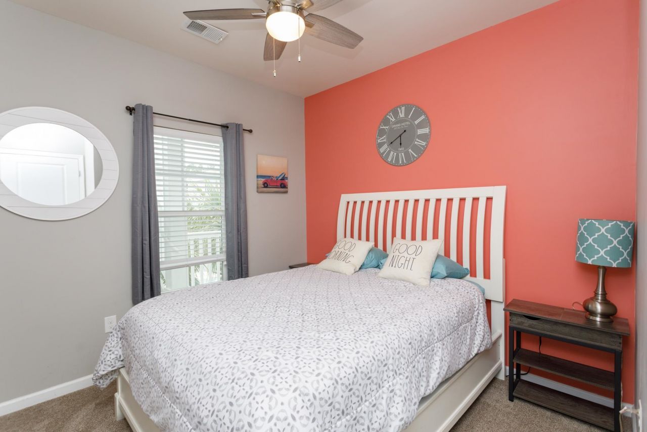 6253 Catalina Dr. Photo 13