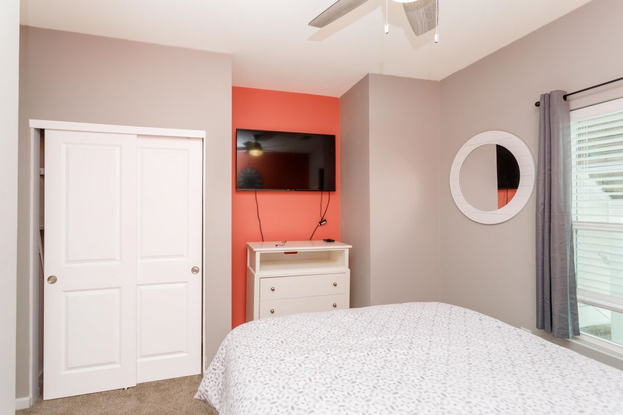 6253 Catalina Dr. Photo 15