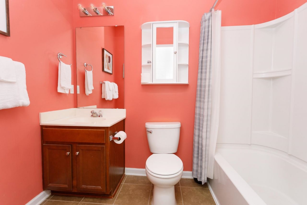 6253 Catalina Dr. Photo 16