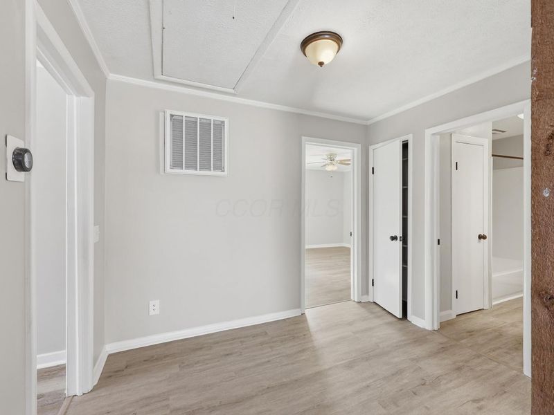 566 E 10th Street , Marysville, OH 43040 Photo 10