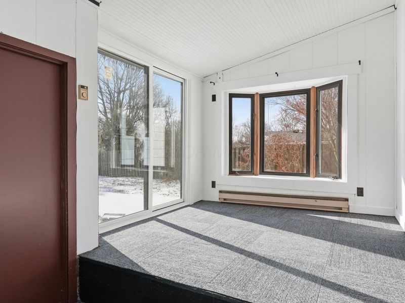 566 E 10th Street , Marysville, OH 43040 Photo 18