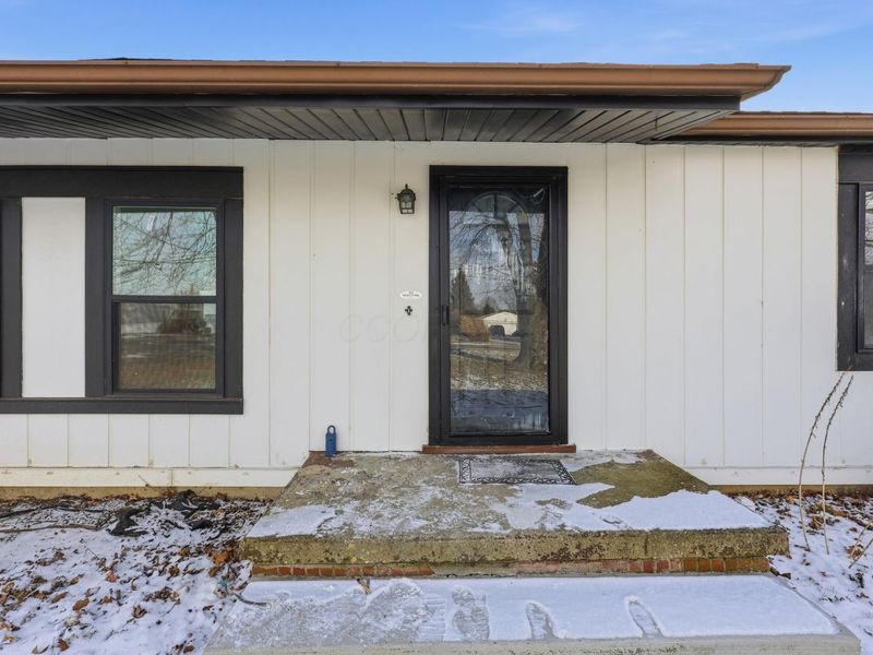 566 E 10th Street , Marysville, OH 43040 Photo 2