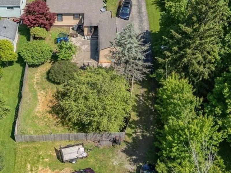 566 E 10th Street , Marysville, OH 43040 Photo 23