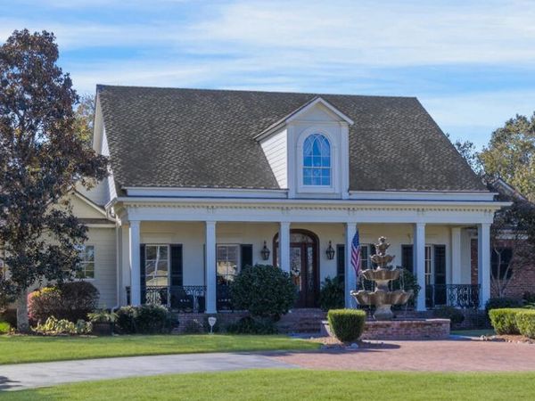 107 Western Lane , Lafayette, LA 70507