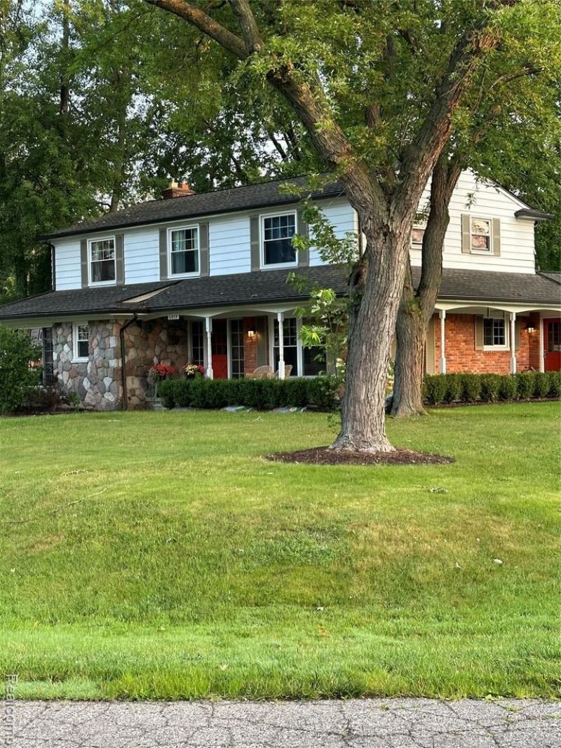 6858 Post Oak Drive, West Bloomfield Township, MI 48322 Main Photo