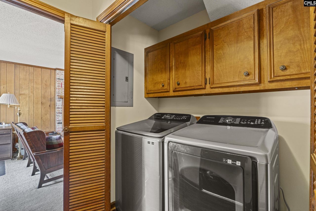 100 Dale Valley Road  Photo 19