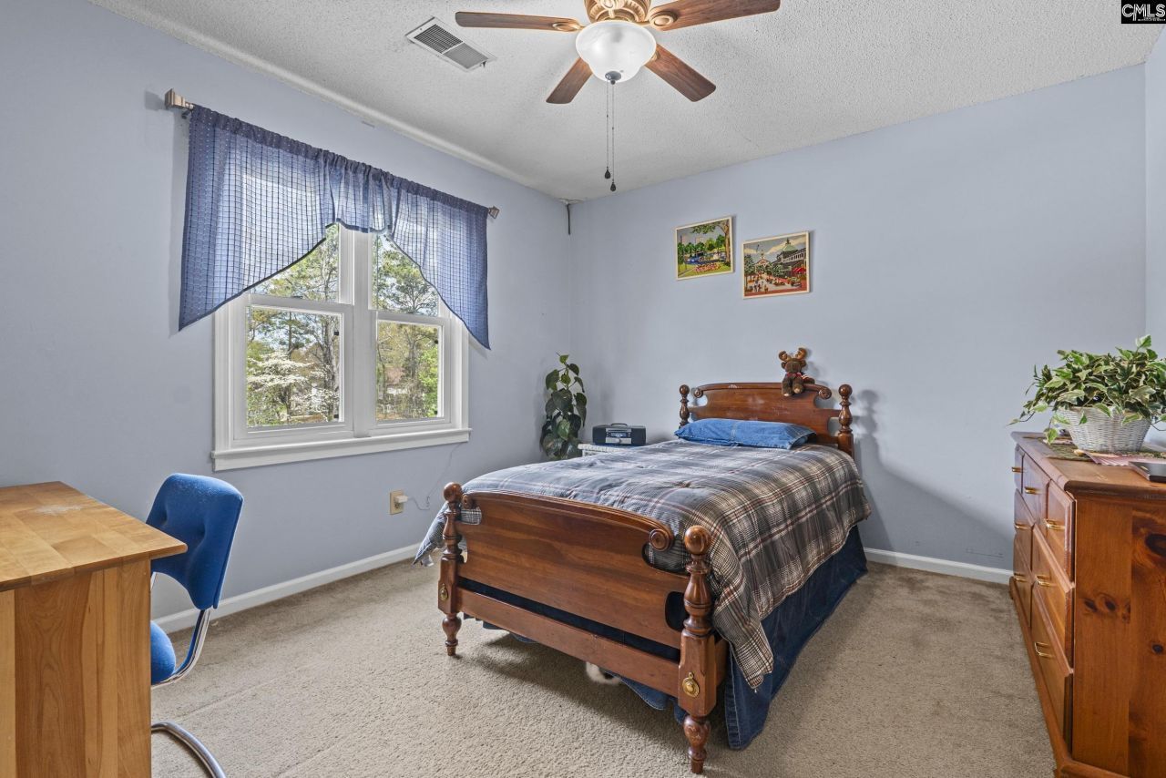 100 Dale Valley Road  Photo 26