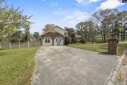 100 Dale Valley Road  photo 4