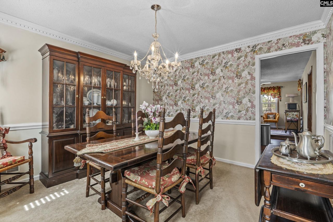 100 Dale Valley Road  Photo 8