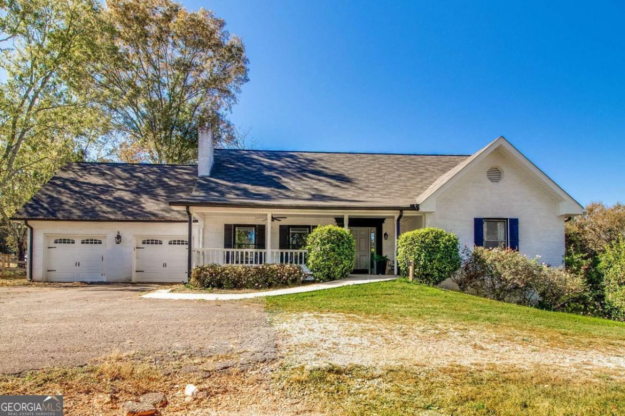 3925 Mark Lake Road, Cumming, GA 30028 Main Photo