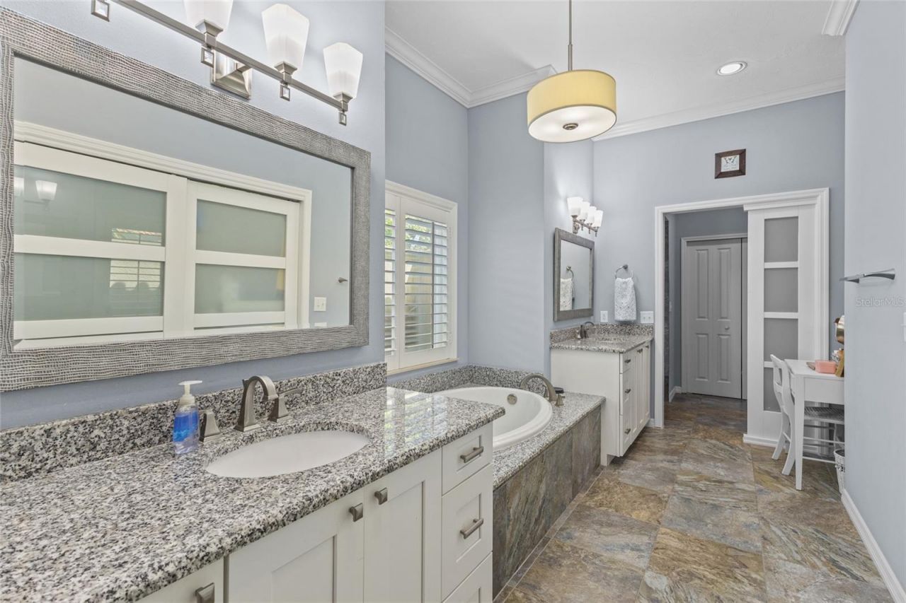 4255 Boca Pointe Drive, Sarasota, FL 34238 Photo