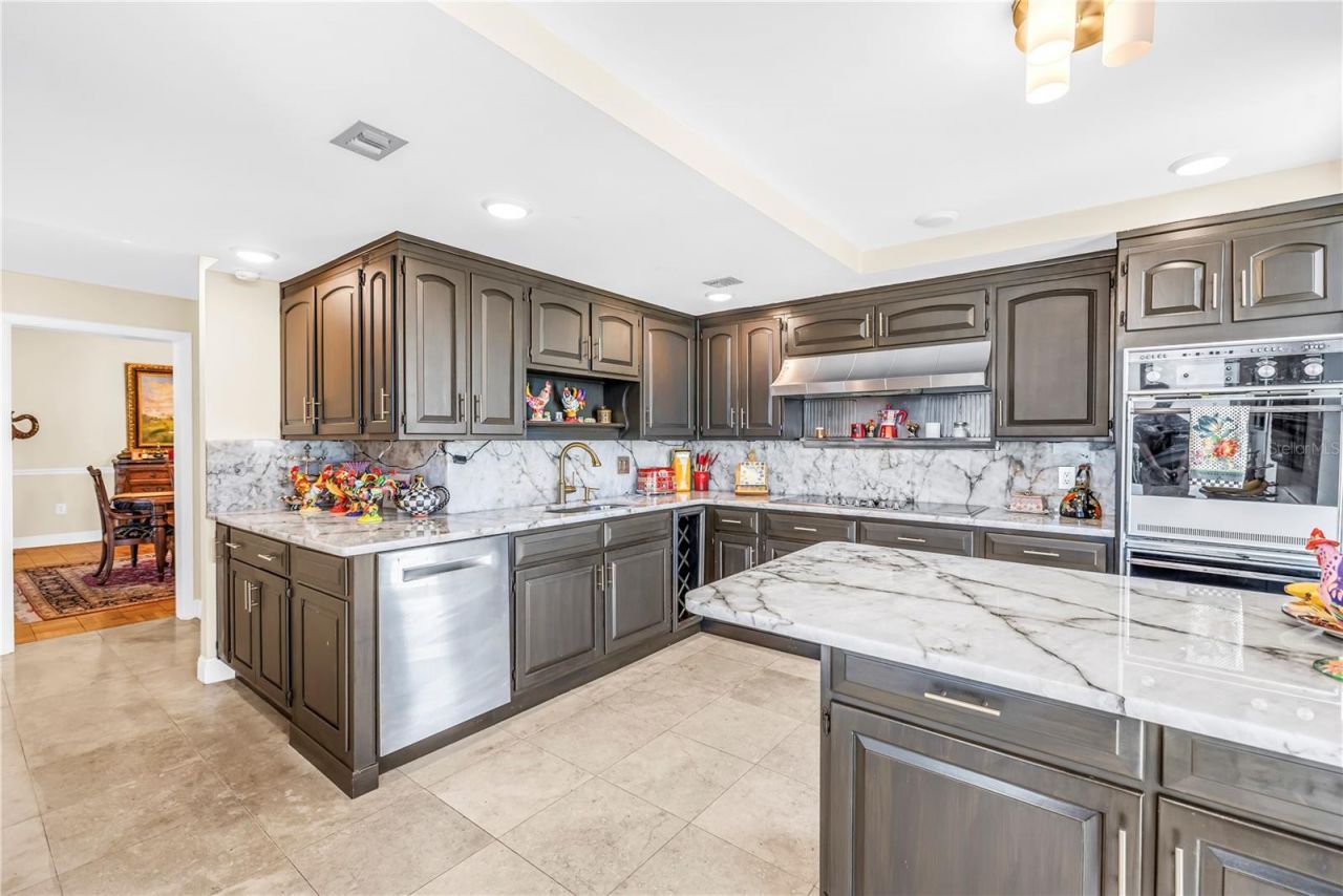 1 Beach Drive Se, Unit 1702, Saint Petersburg, FL 33701 Photo