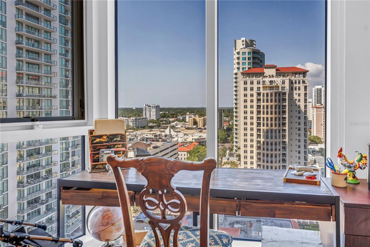 1 Beach Drive Se, Unit 1702, Saint Petersburg, FL 33701 Photo