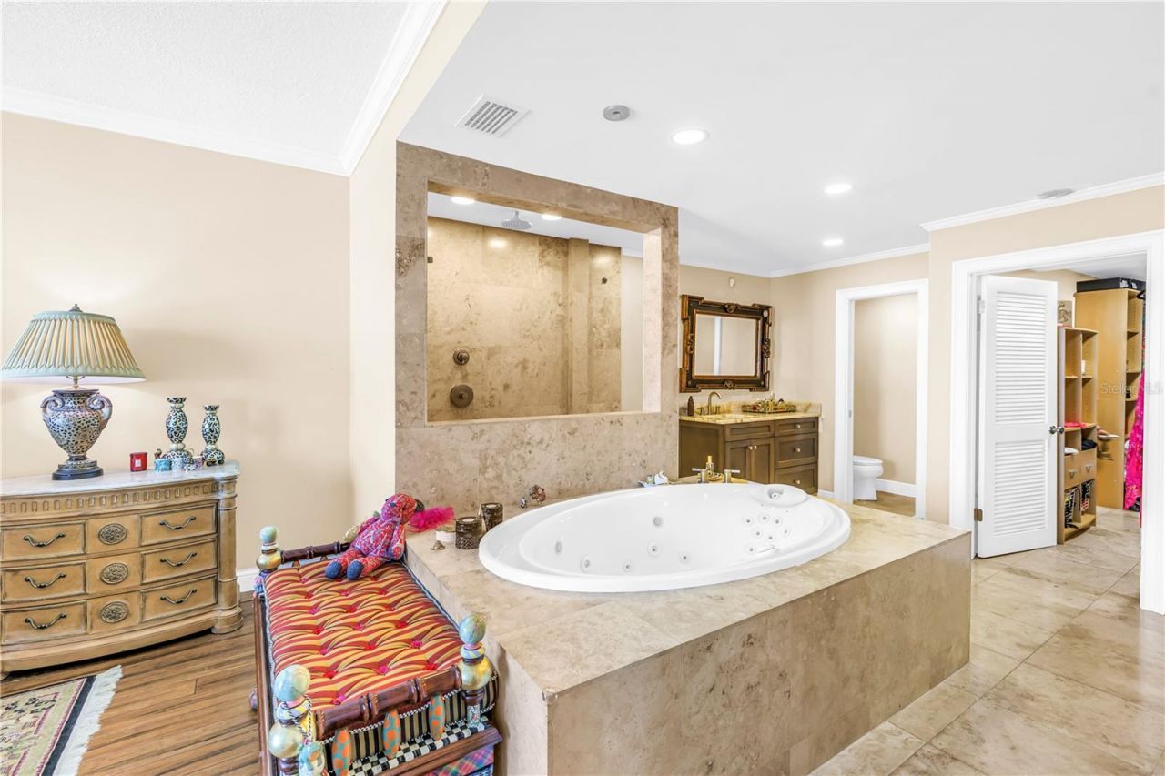 1 Beach Drive Se, Unit 1702, Saint Petersburg, FL 33701 Photo