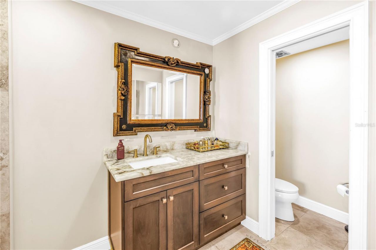 1 Beach Drive Se, Unit 1702, Saint Petersburg, FL 33701 Photo