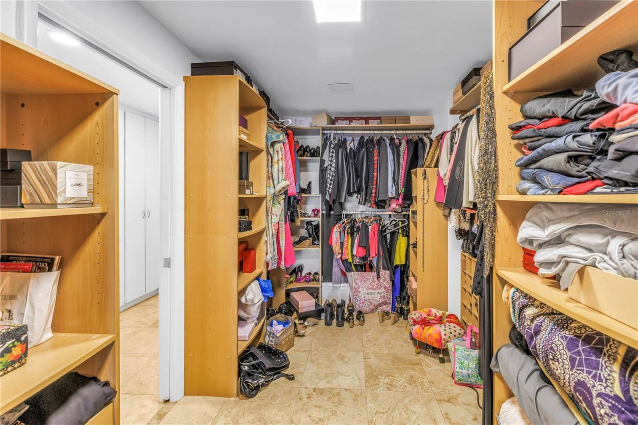 1 Beach Drive Se, Unit 1702, Saint Petersburg, FL 33701 Photo