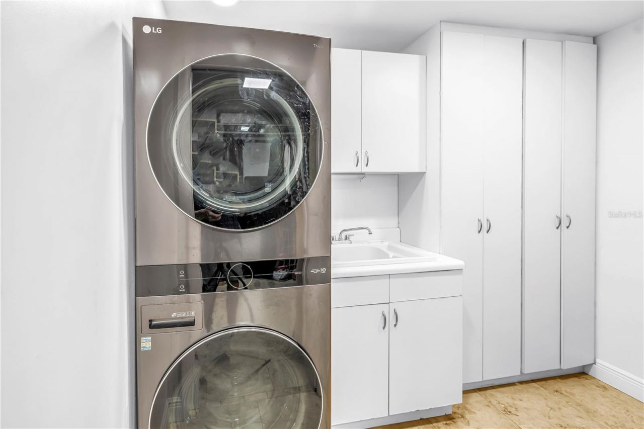 1 Beach Drive Se, Unit 1702, Saint Petersburg, FL 33701 Photo