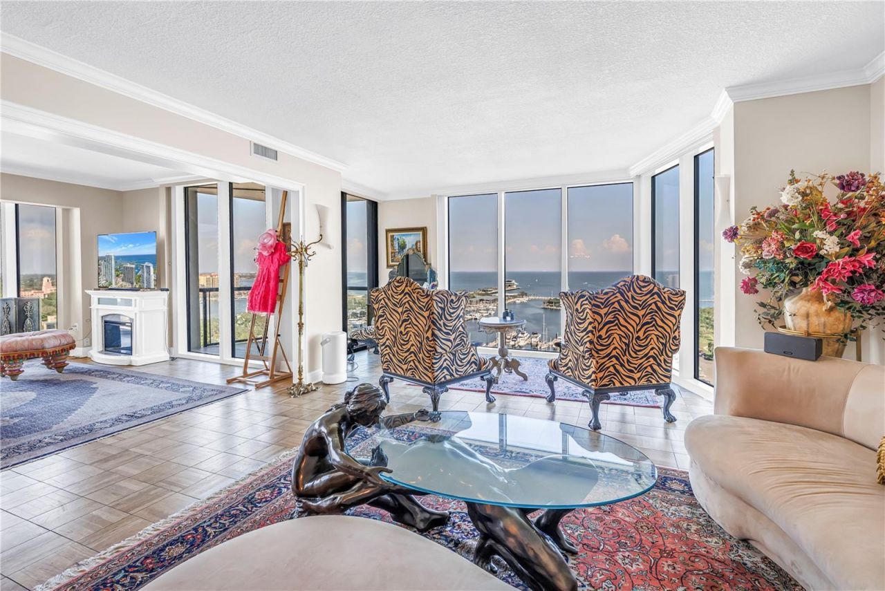 1 Beach Drive Se, Unit 1702, Saint Petersburg, FL 33701 Photo