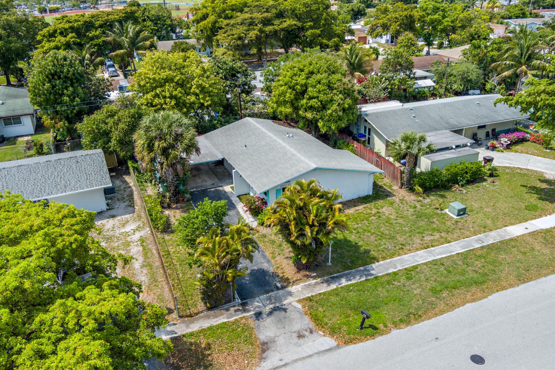 413 Ontario Place, West Palm Beach, FL 33409 Photo