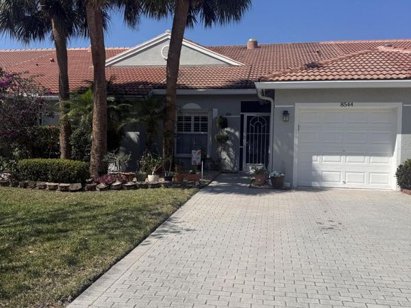 8544 Logia Circle, Boynton Beach, FL 33472