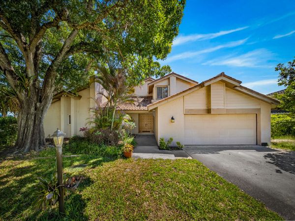 7204 Elyse Circle, Port St. Lucie, FL 34952