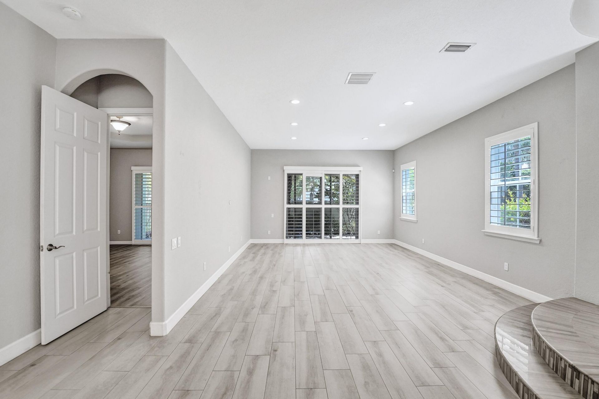 818 Spinnaker Drive E, Hollywood, FL 33019 Photo