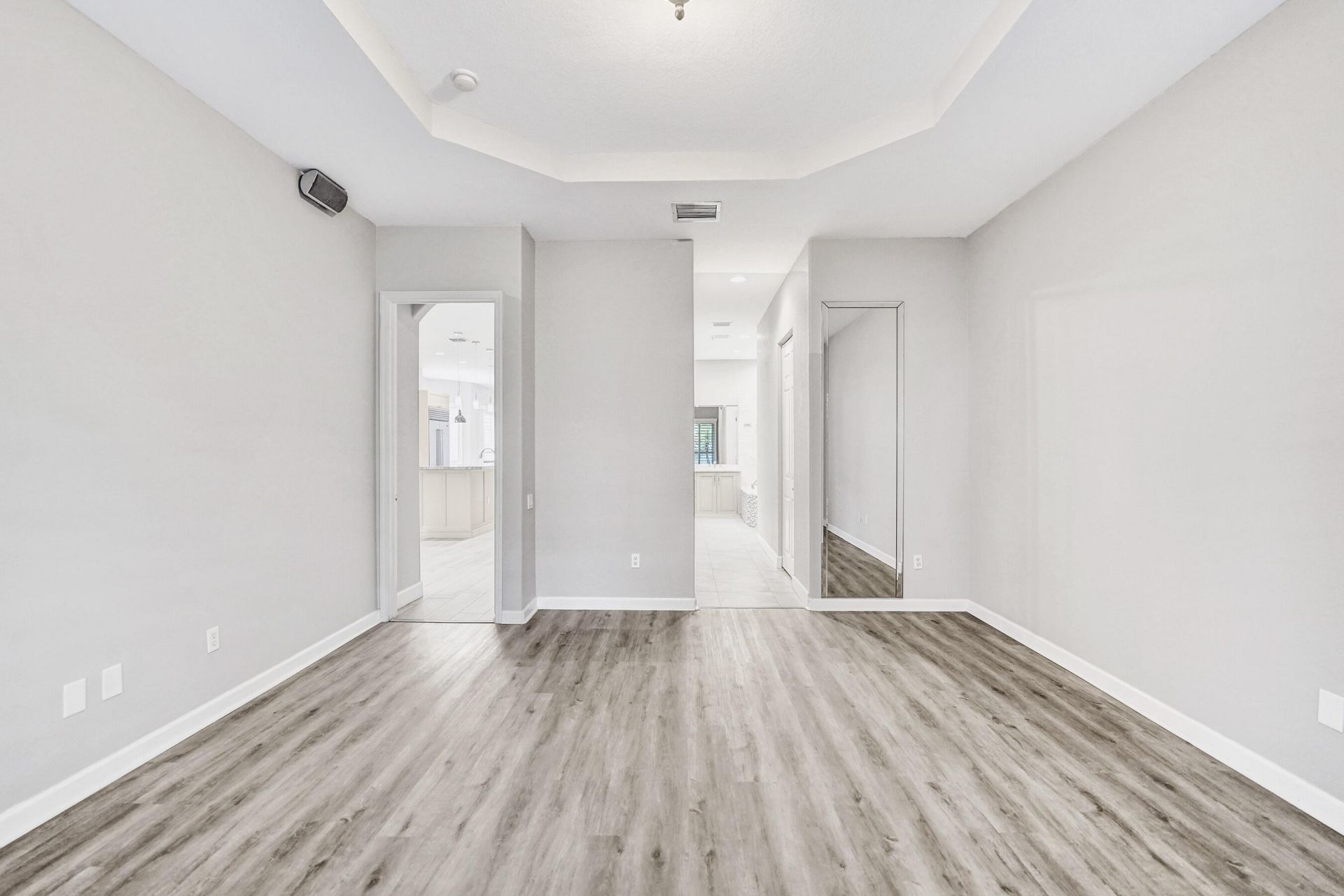 818 Spinnaker Drive E, Hollywood, FL 33019 Photo