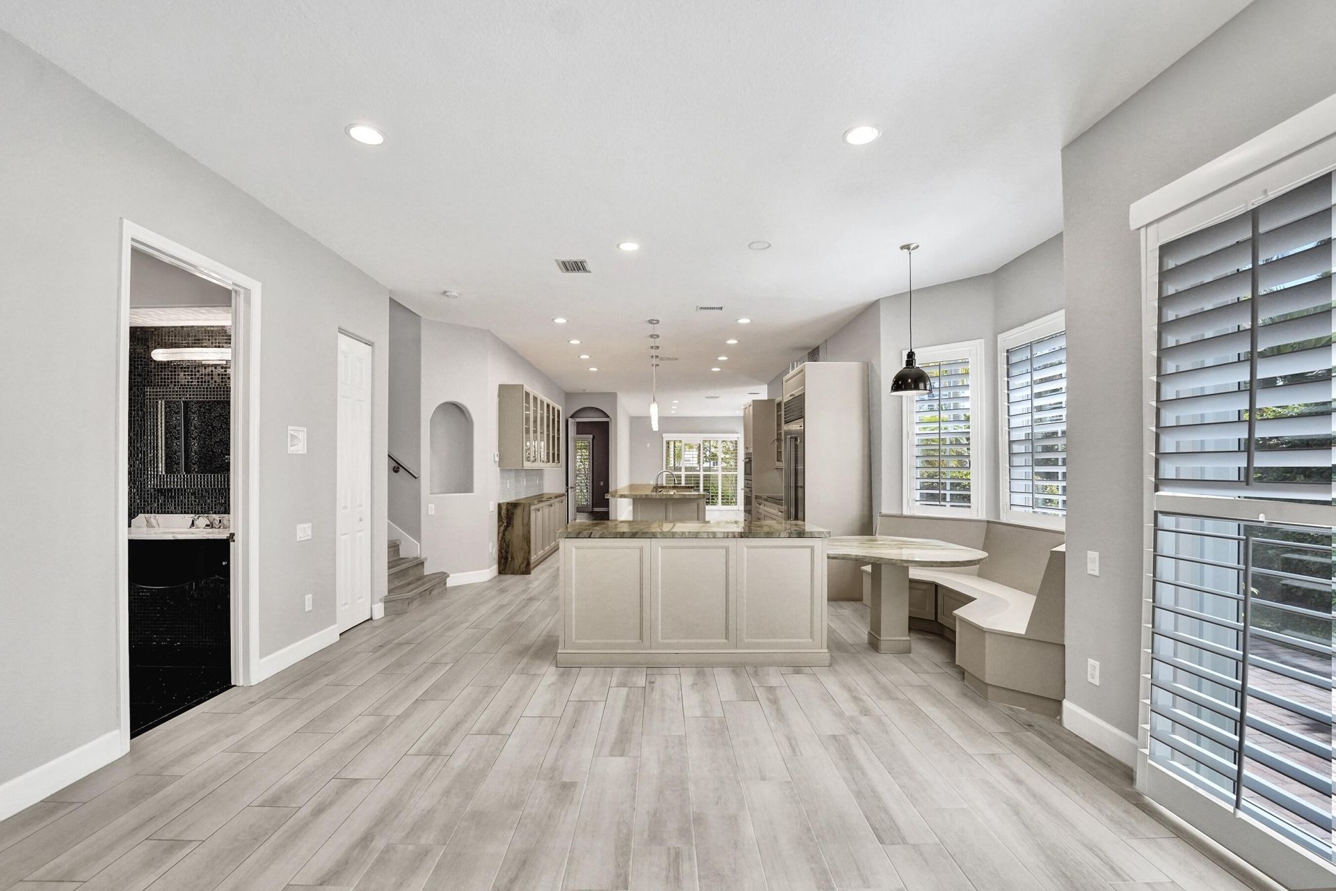 818 Spinnaker Drive E, Hollywood, FL 33019 Photo