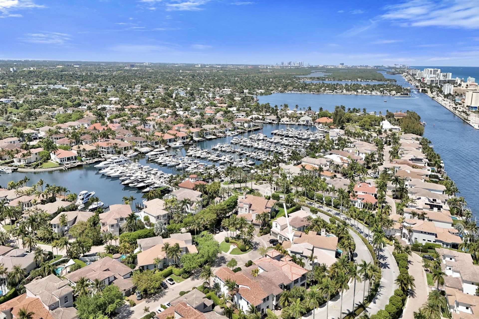 818 Spinnaker Drive E, Hollywood, FL 33019 Photo