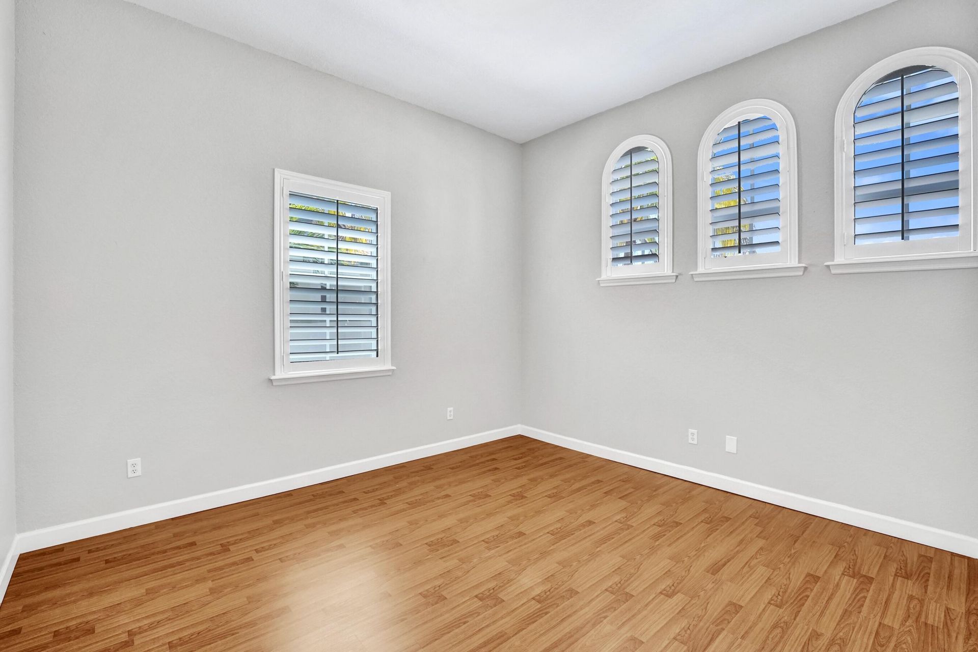 818 Spinnaker Drive E, Hollywood, FL 33019 Photo