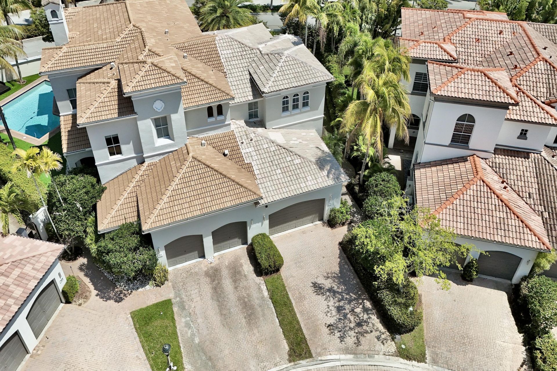 818 Spinnaker Drive E, Hollywood, FL 33019 Photo