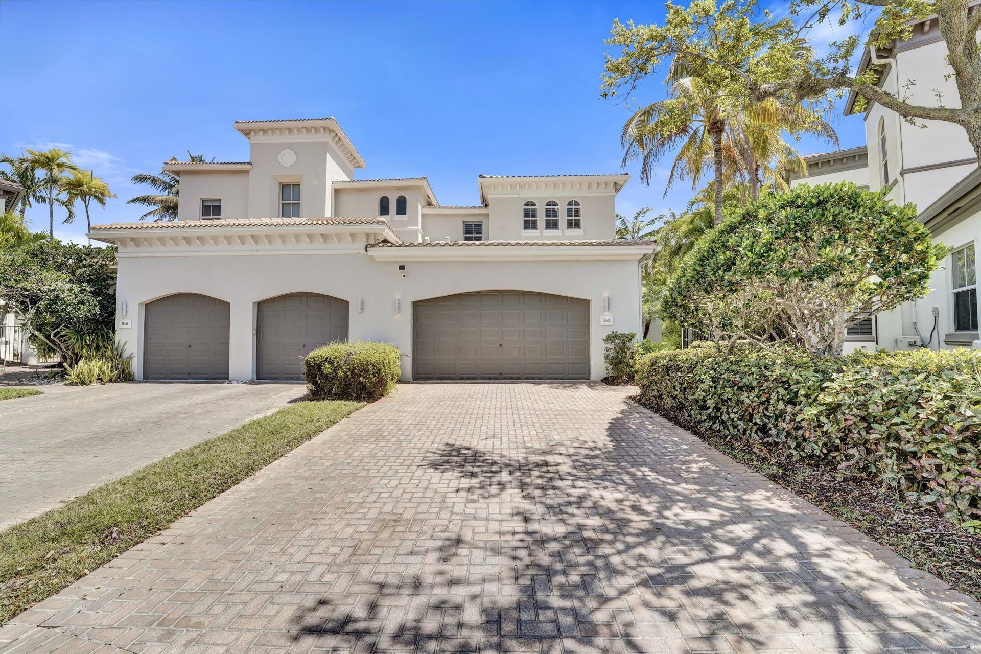 818 Spinnaker Drive E, Hollywood, FL 33019 Photo