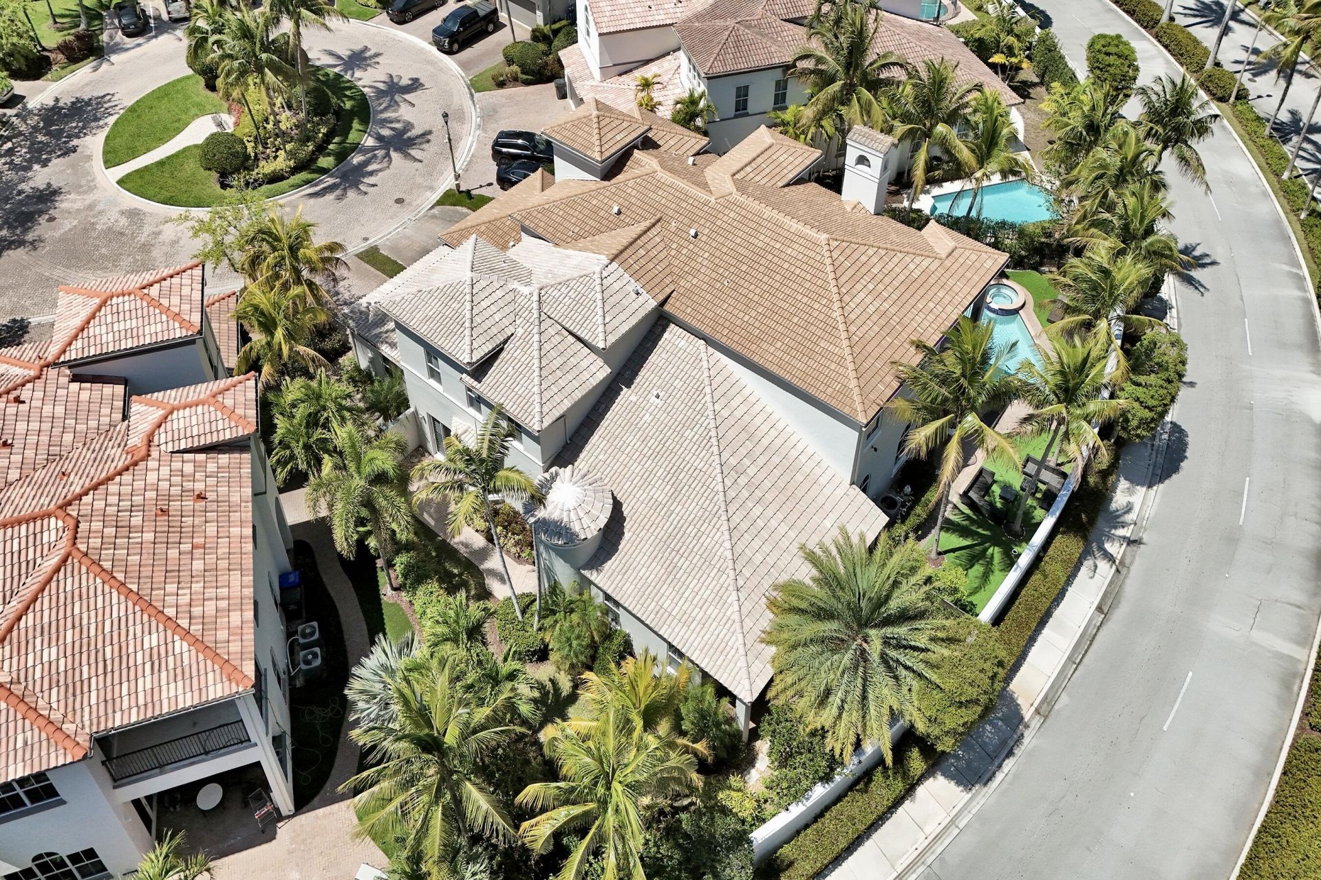 818 Spinnaker Drive E, Hollywood, FL 33019 Photo