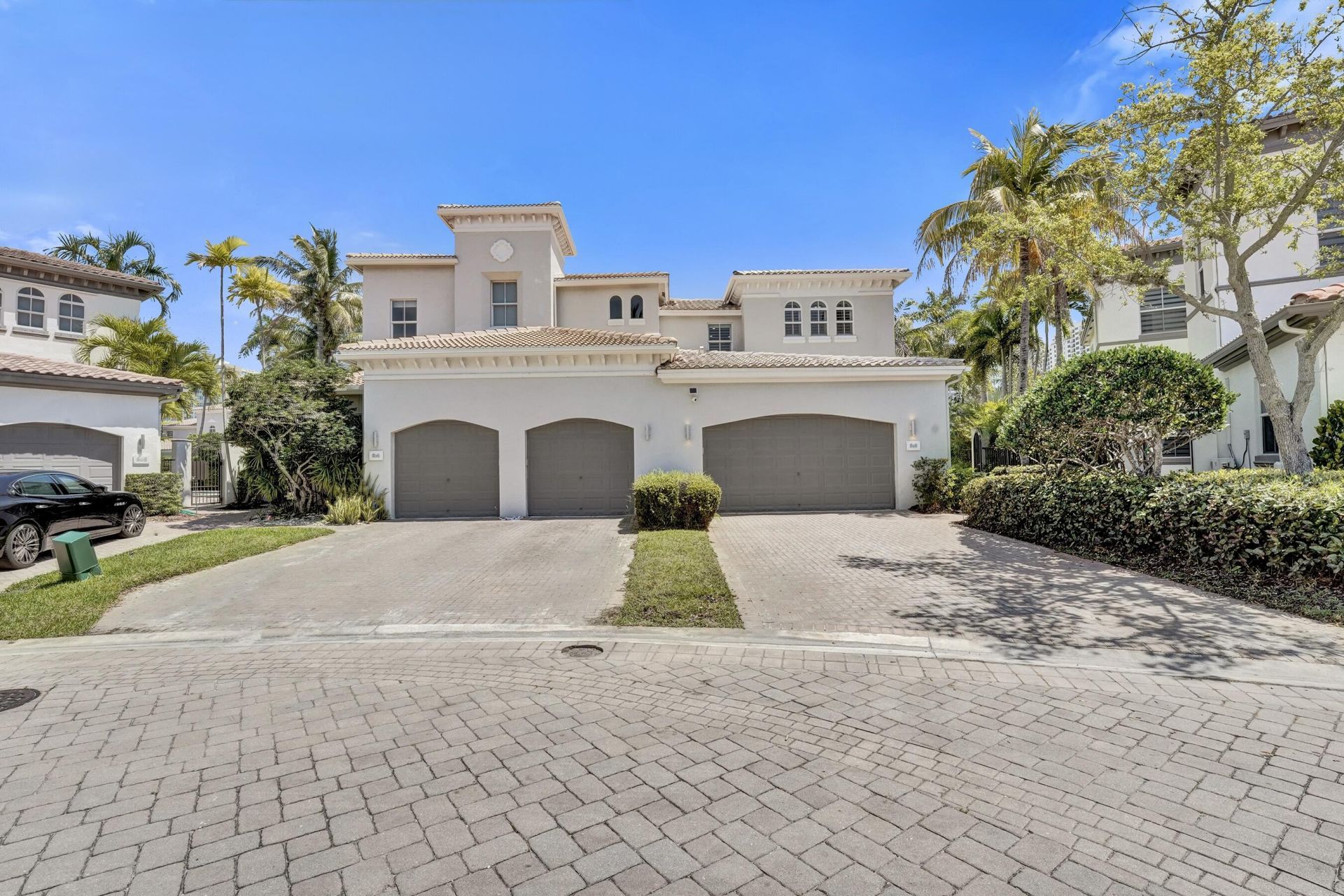 818 Spinnaker Drive E, Hollywood, FL 33019 Photo
