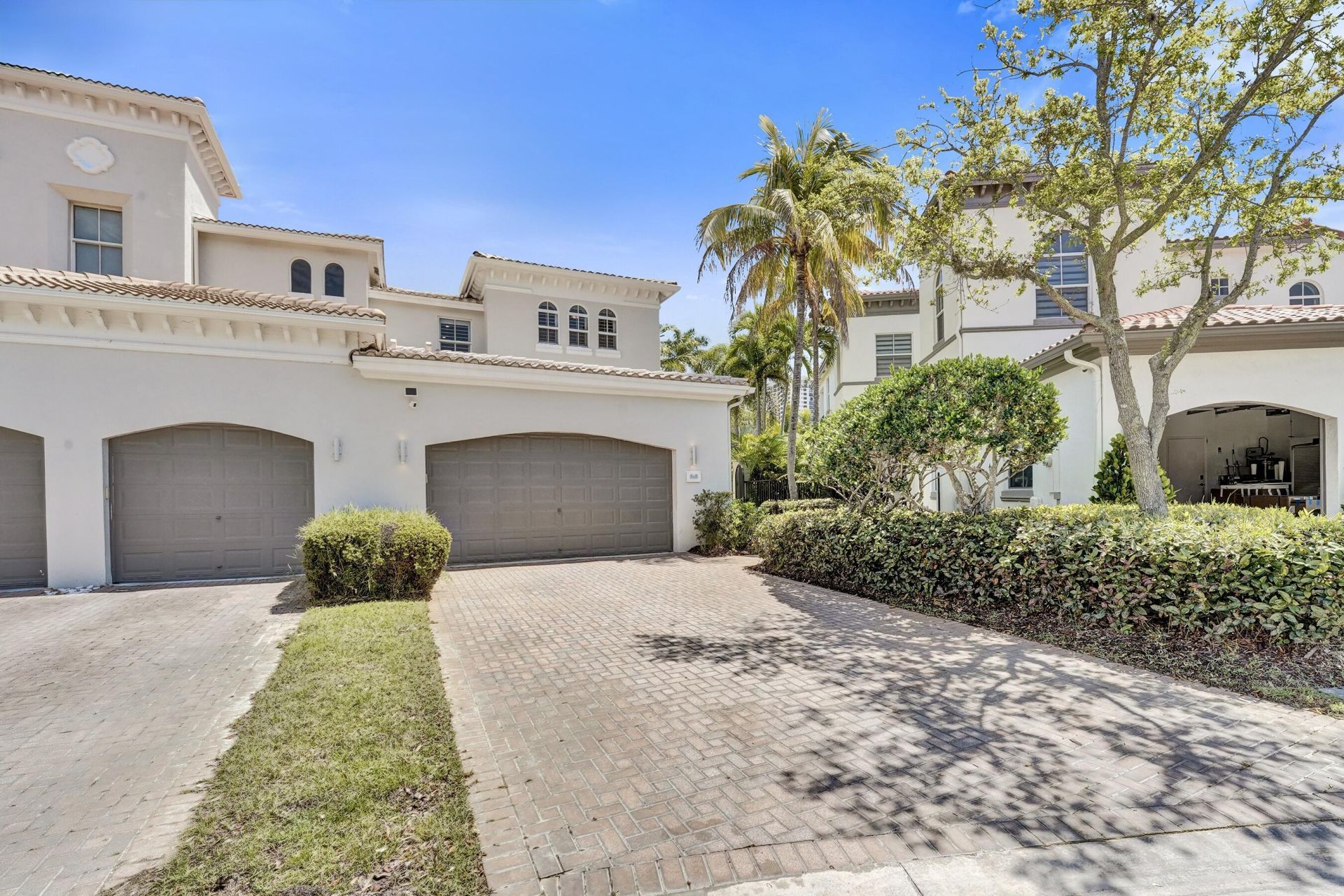 818 Spinnaker Drive E, Hollywood, FL 33019 Photo