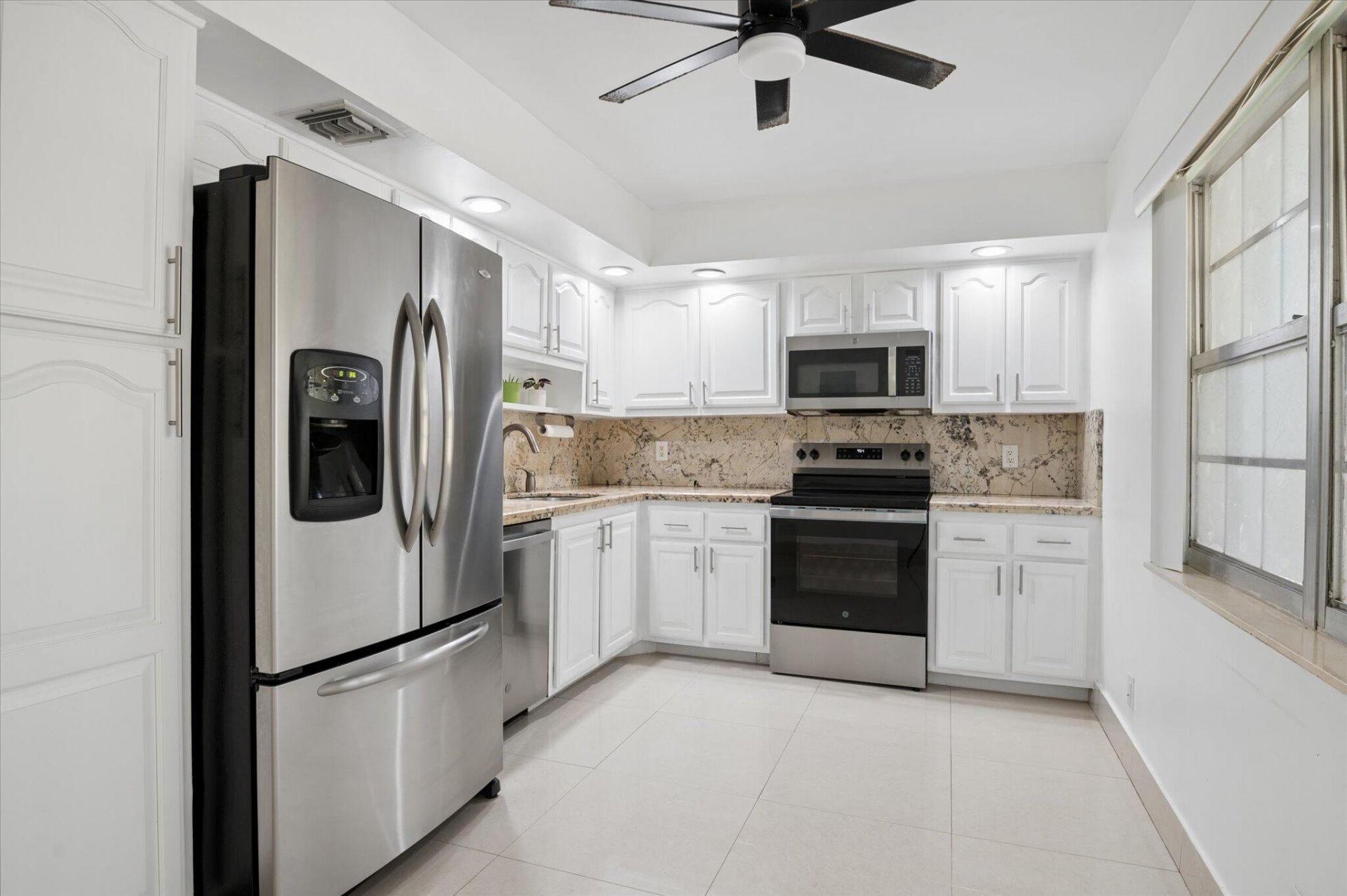 804 Cypress Grove Lane, Unit 308, Pompano Beach, FL 33069 Photo