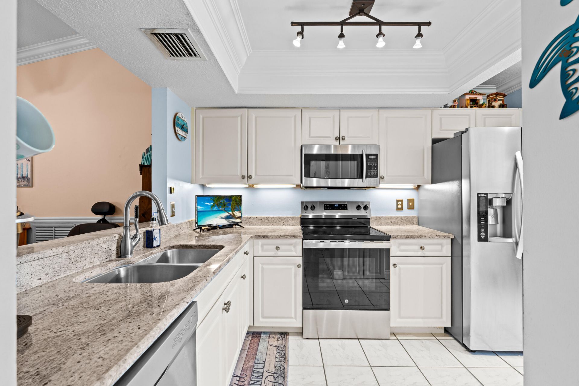 6266 Red Cedar Circle, Greenacres, FL 33463 Photo