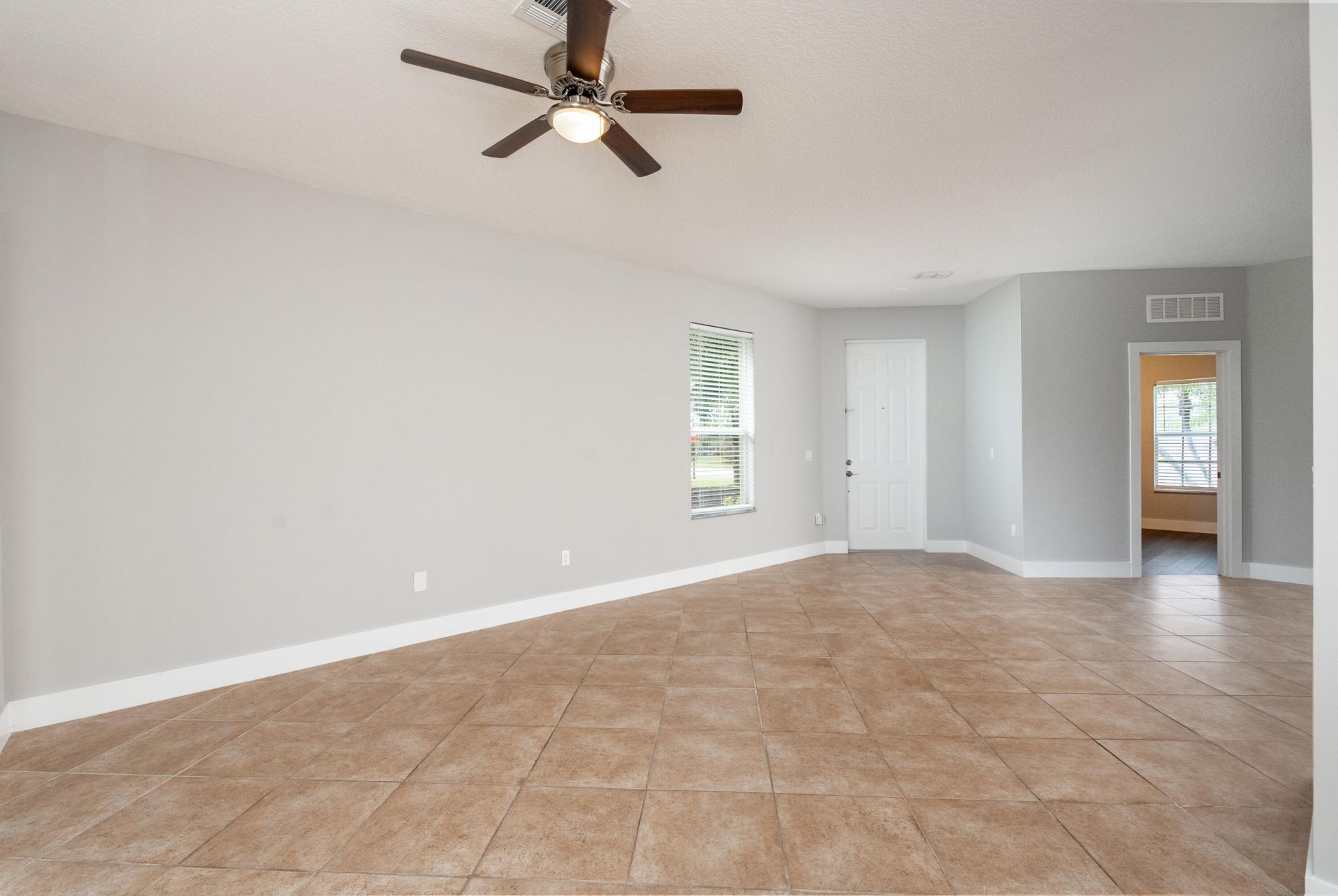 9692 SW Lindale Trace Boulevard, Port Saint Lucie, FL 34987 Photo
