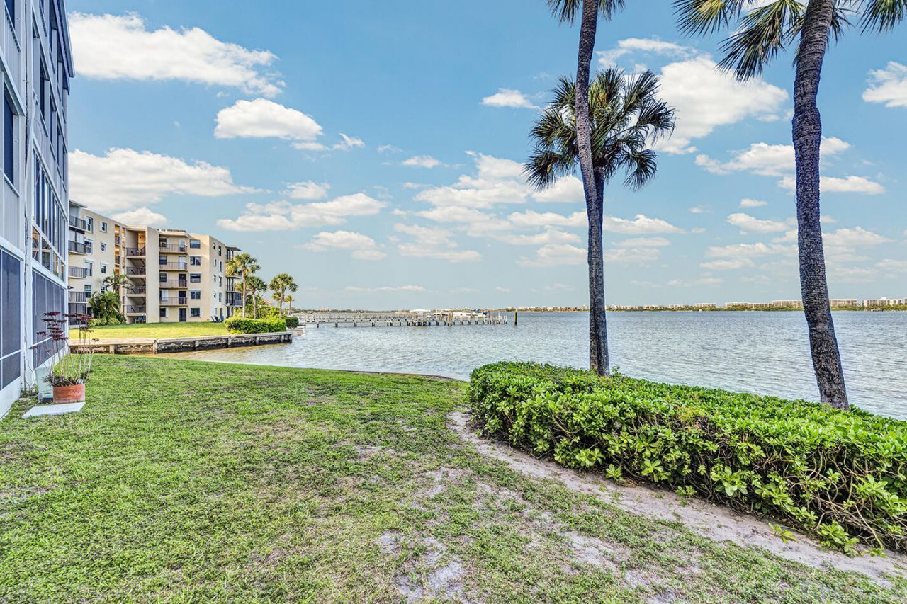 100 Waterway Drive S, Unit 109, Lantana, FL 33462 Photo