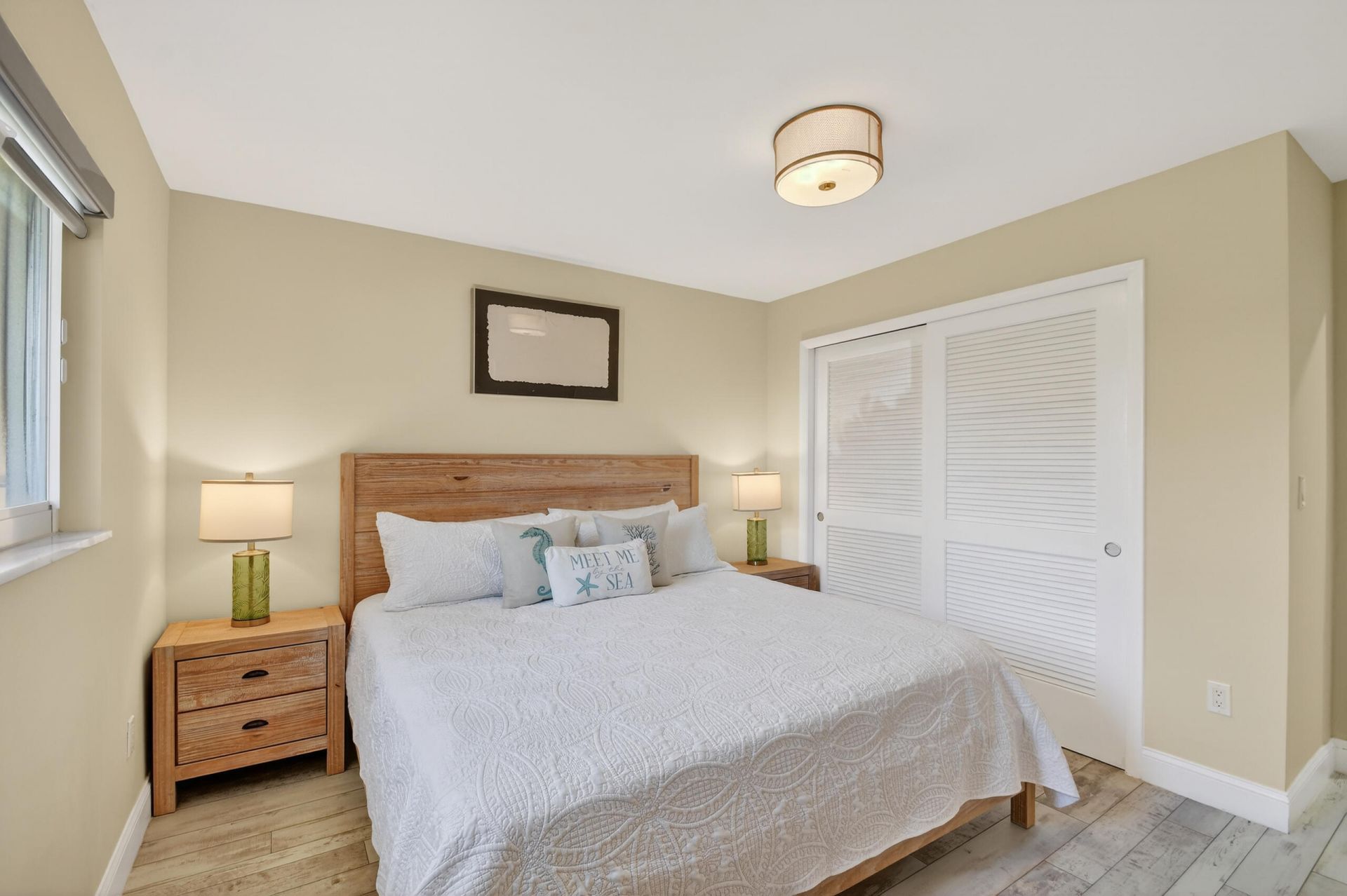 8416 Pine Tree Lane, West Palm Beach, FL 33406 Photo