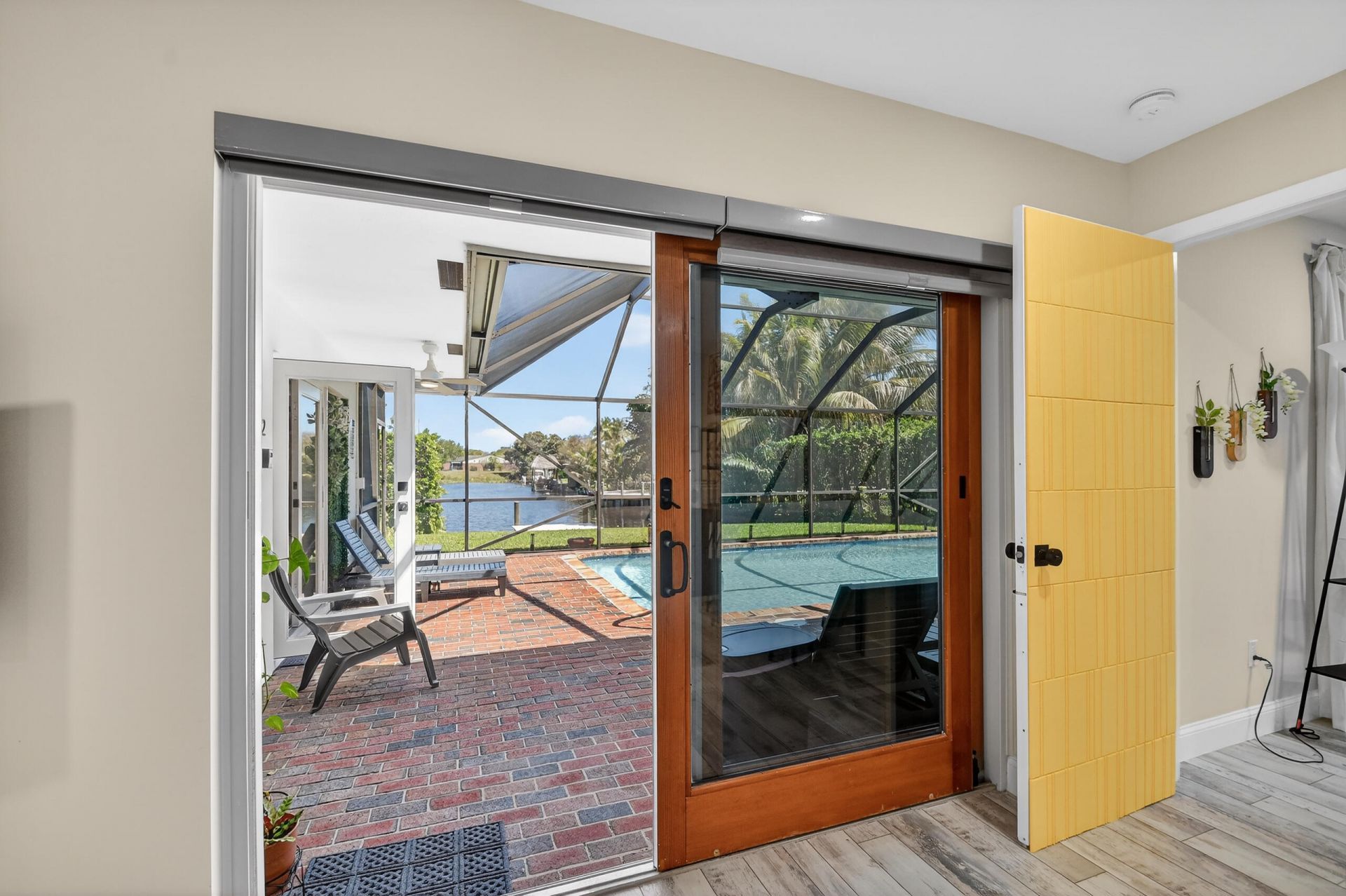 8416 Pine Tree Lane, West Palm Beach, FL 33406 Photo